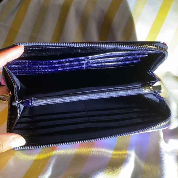 NWT 🔥 Brand new betsey Johnson checkbook wristlet - Picture 8 of 13